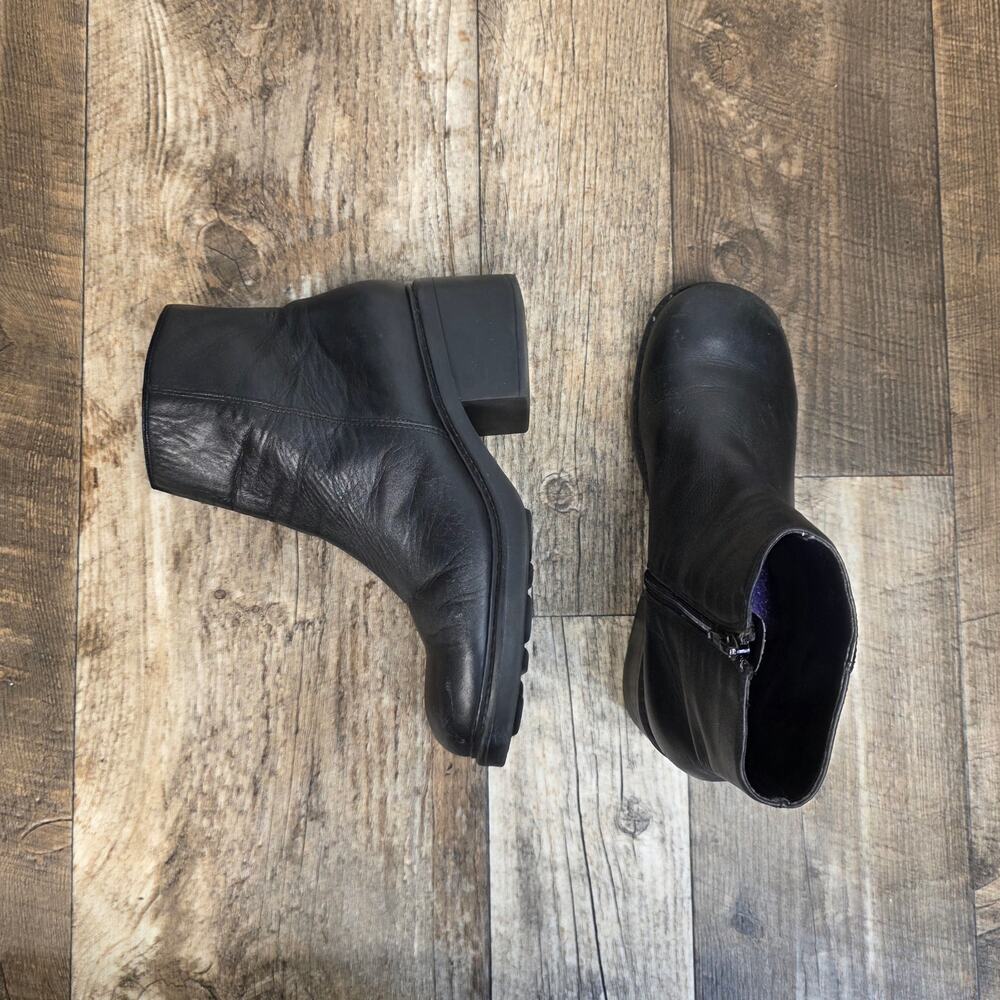 Vintage 90s Leather Chunky Black Boots Womens 10 Black Heel Goth Minimalist